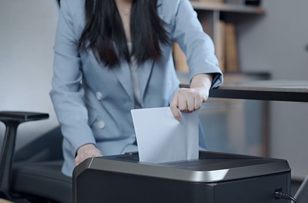 Deli Paper Shredder