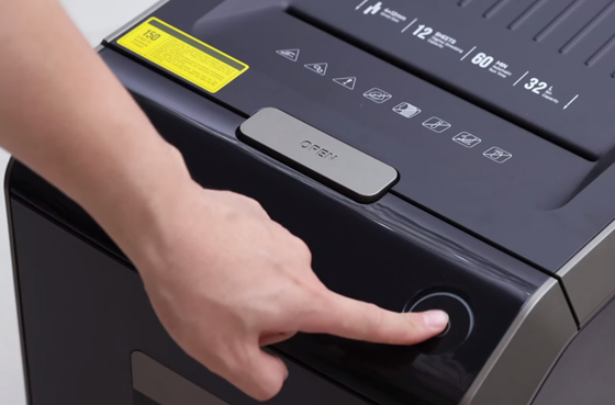 01 ET088 Paper Shredder