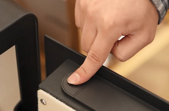 01 Deli ET550 Series Electronic Password Safe Deposit Box